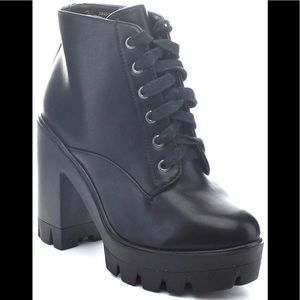 BAMBOO Lace-Up Chunky Lug Platform Ankle Bootie